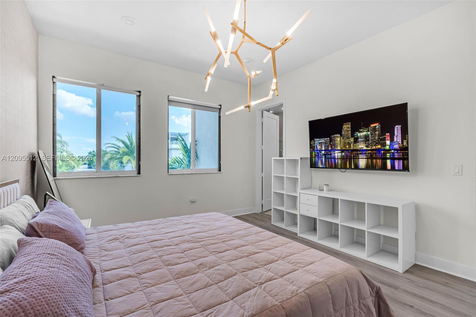 10365 NW 66th Street gallery image #11