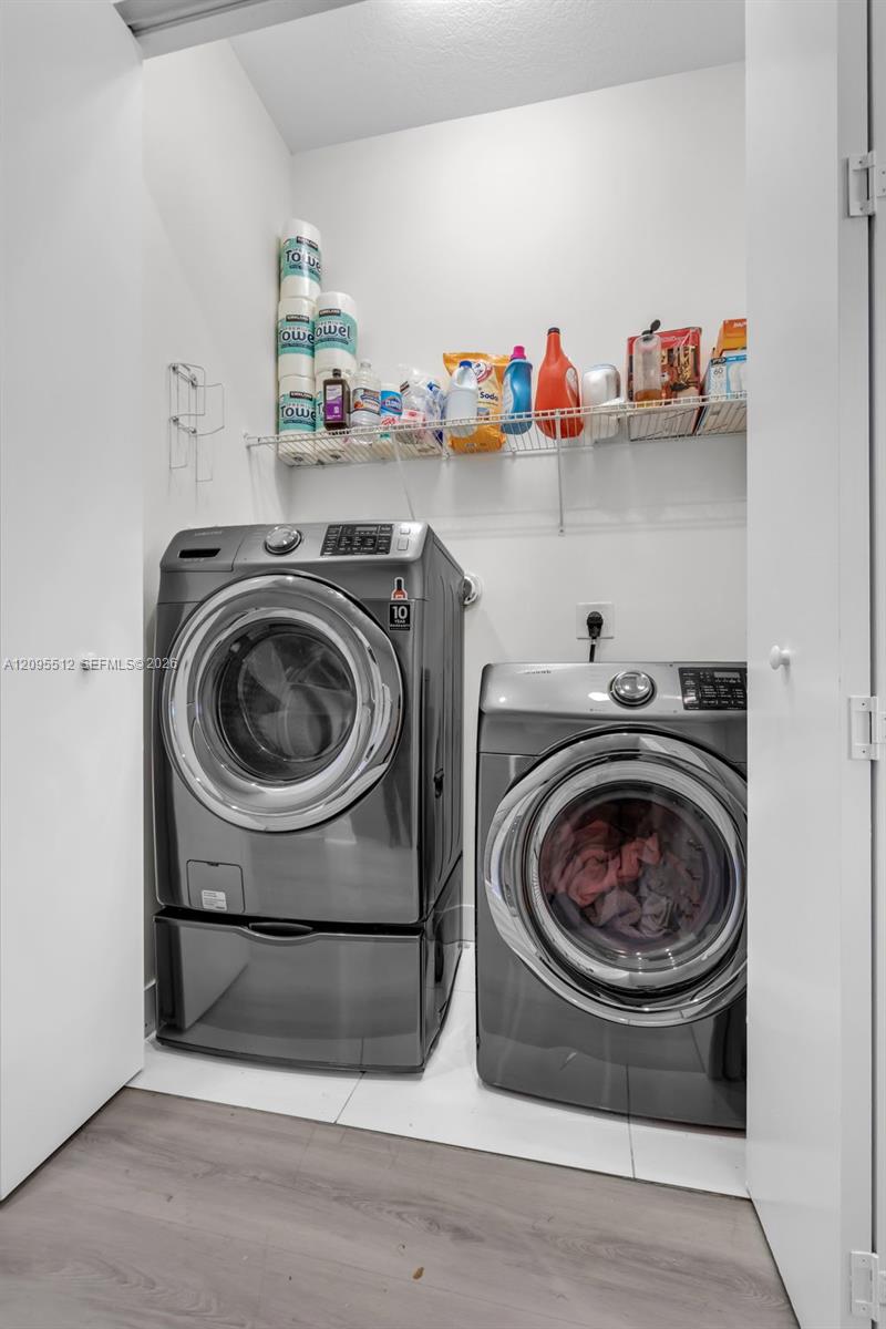 10365 NW 66th Street gallery image #12