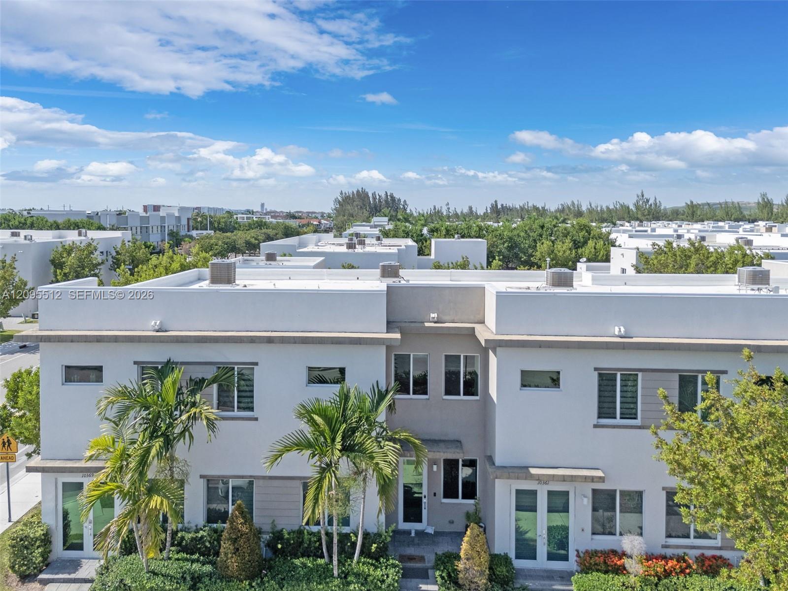 10365 NW 66th Street gallery image #15