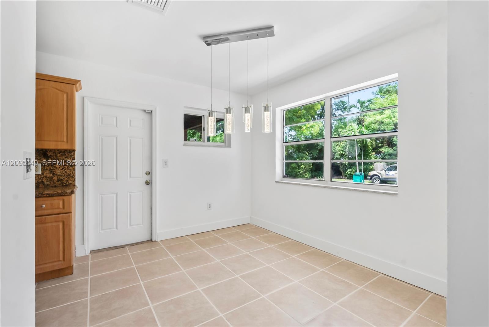 940 NE 85th Street