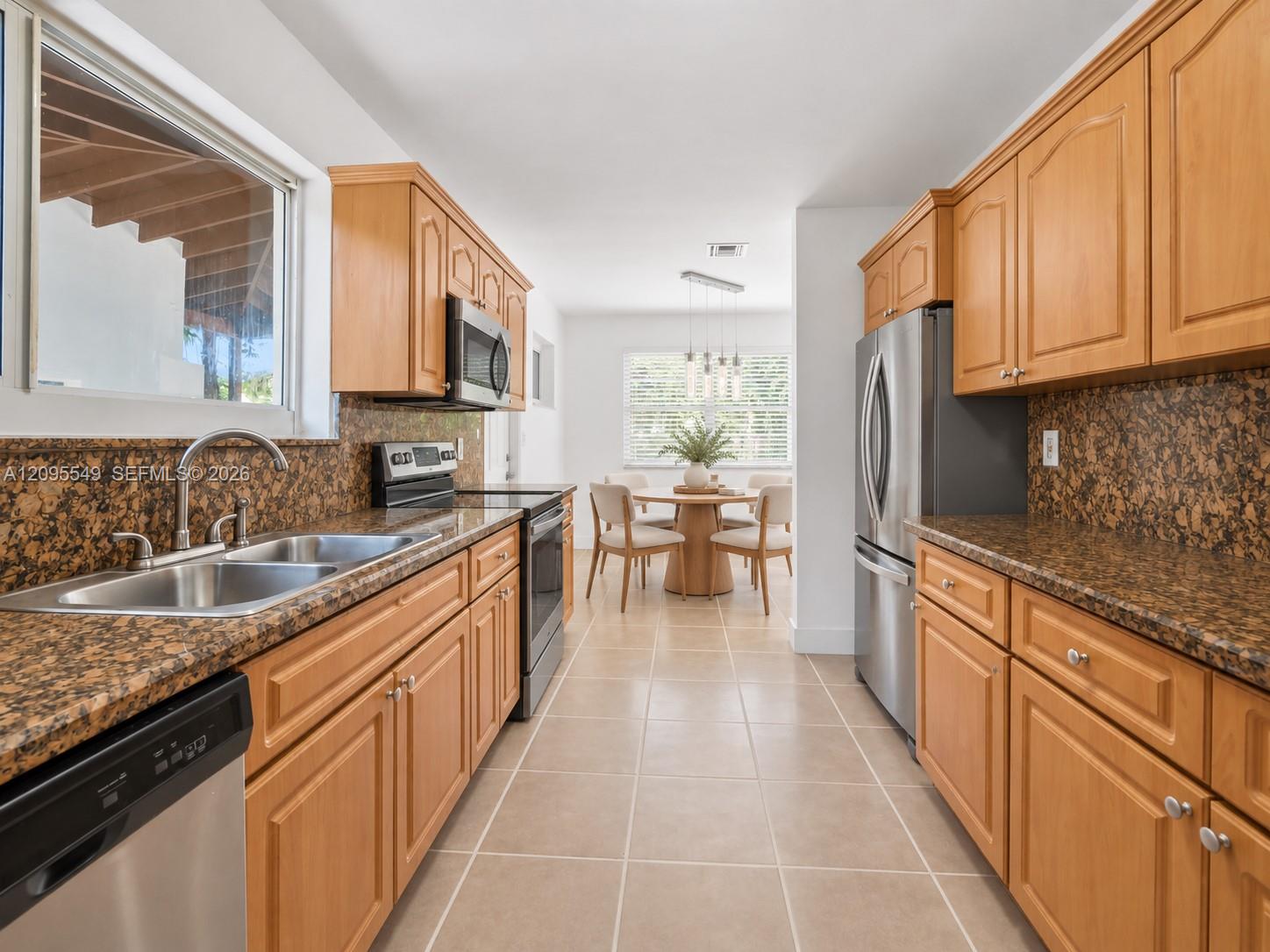 940 NE 85th Street