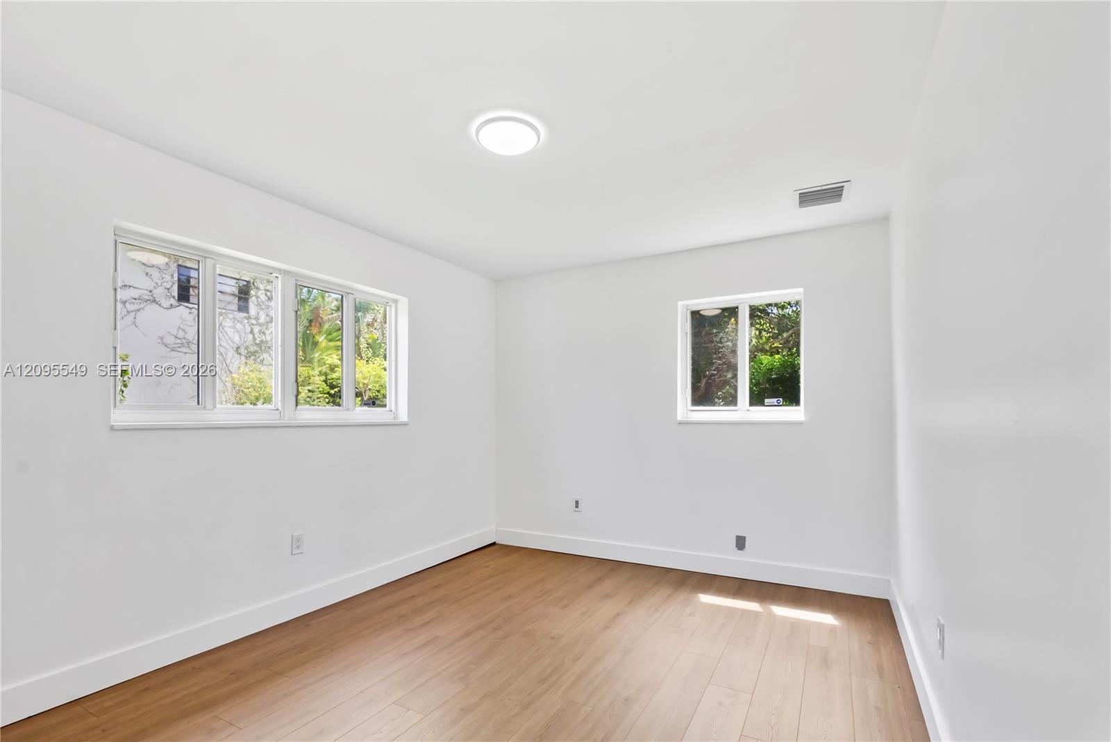 940 NE 85th Street