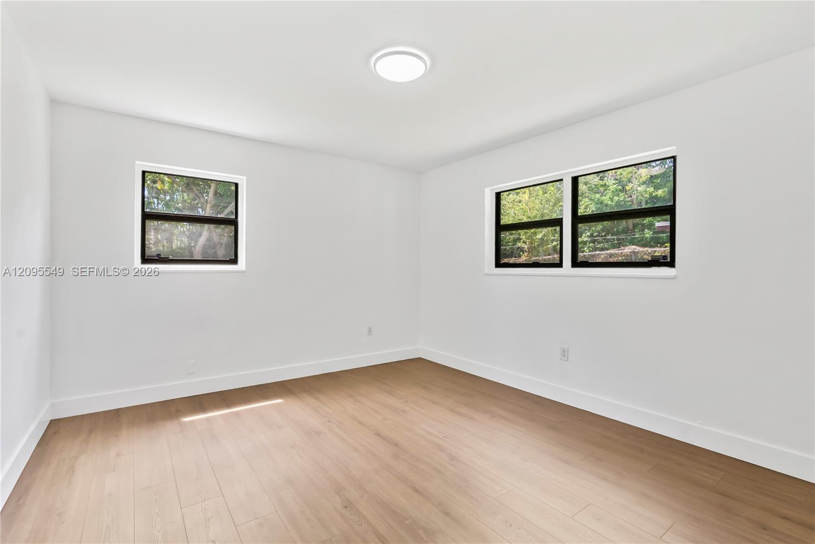 940 NE 85th Street