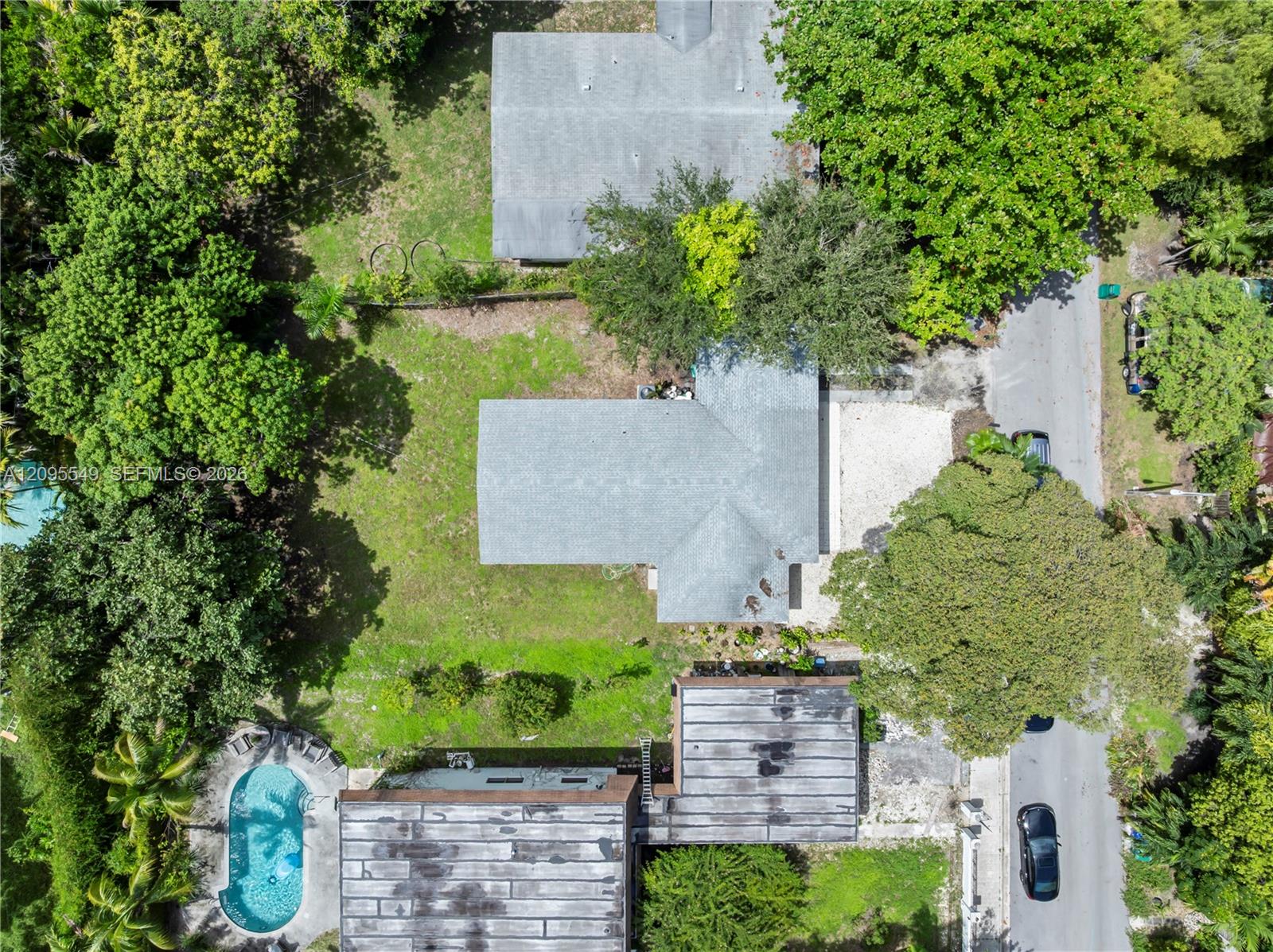 940 NE 85th Street