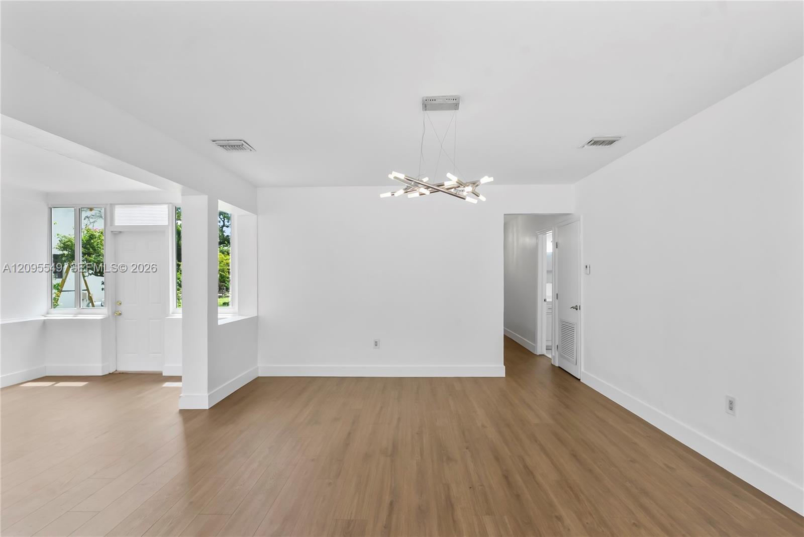 940 NE 85th Street