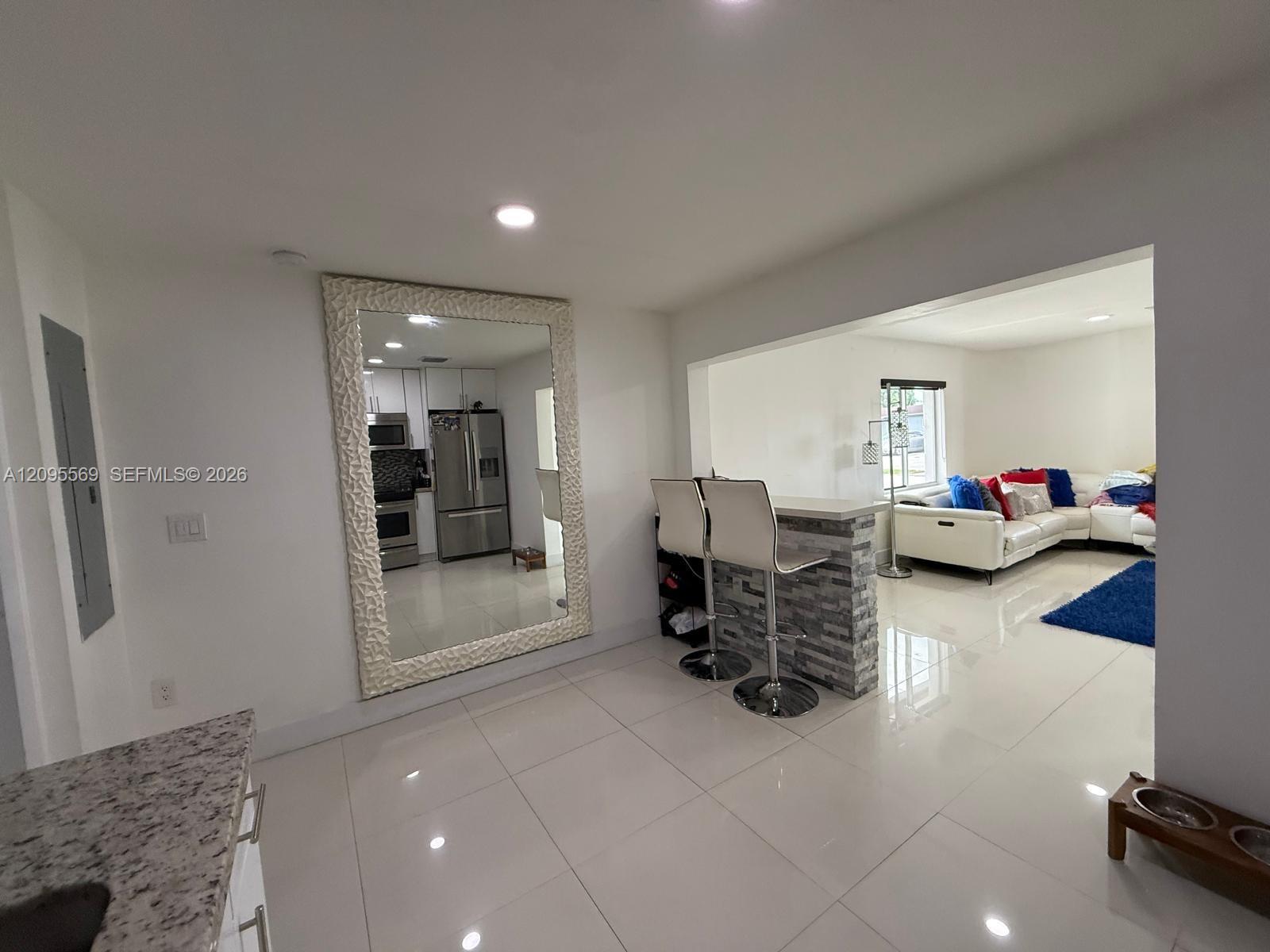 10516 NW 36th Place