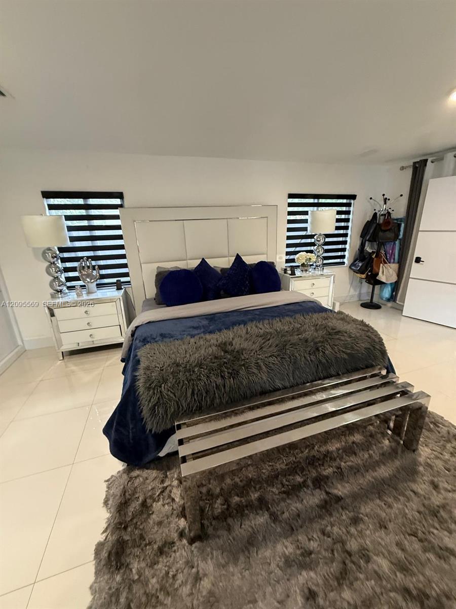 10516 NW 36th Place