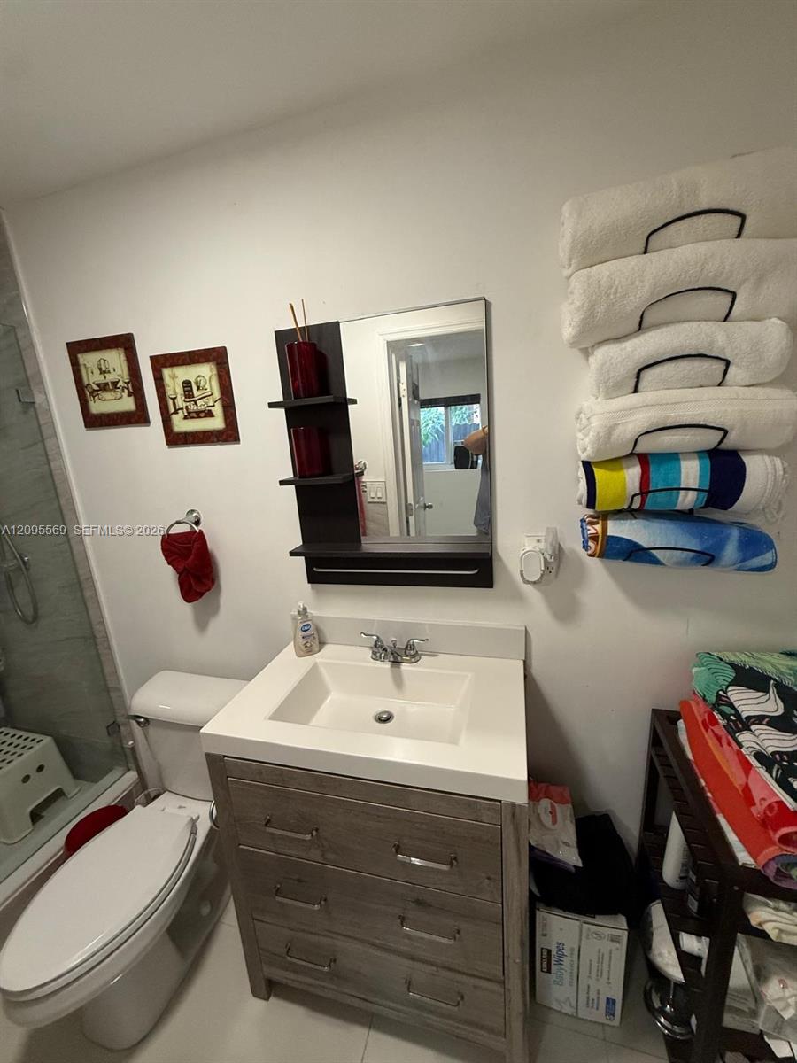 10516 NW 36th Place