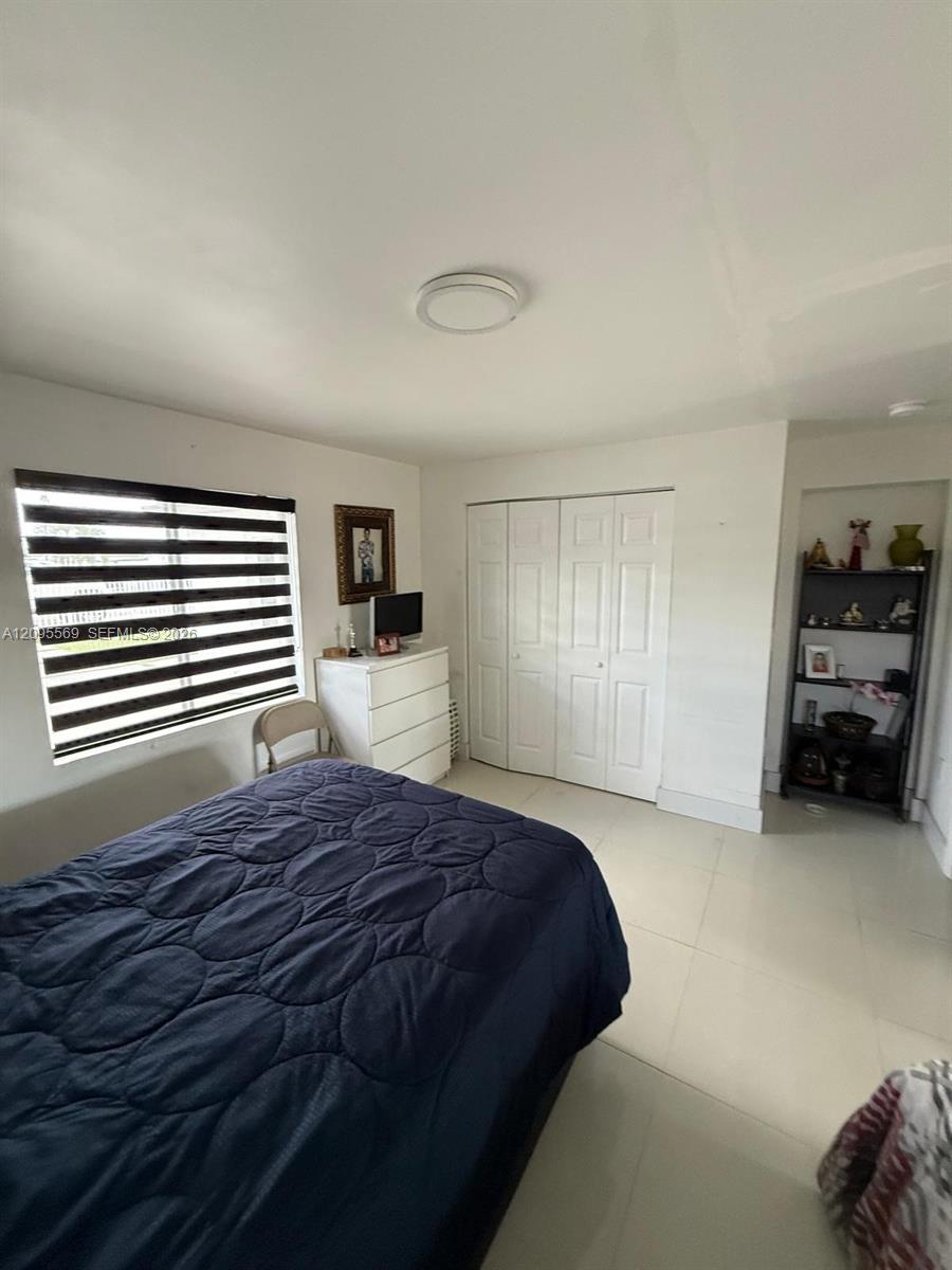 10516 NW 36th Place