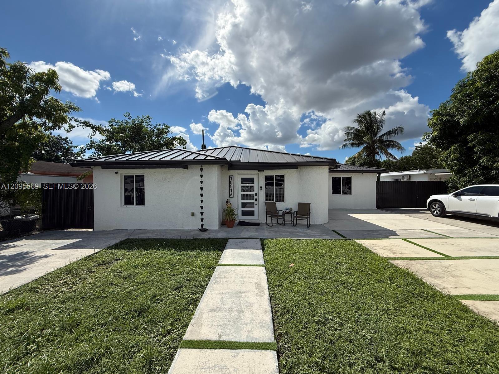 10516 NW 36th Place