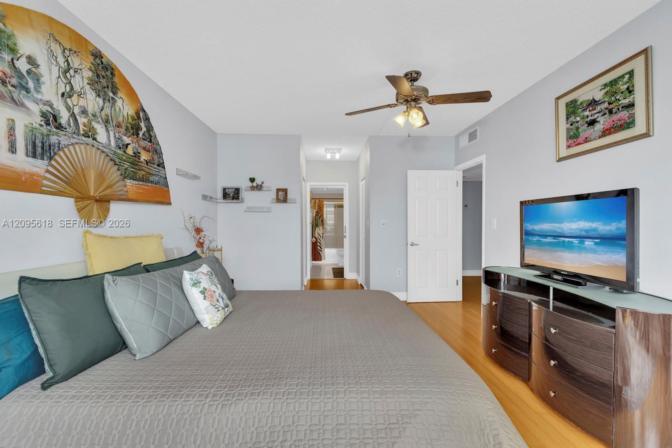 1985 S Ocean Drive gallery image #20