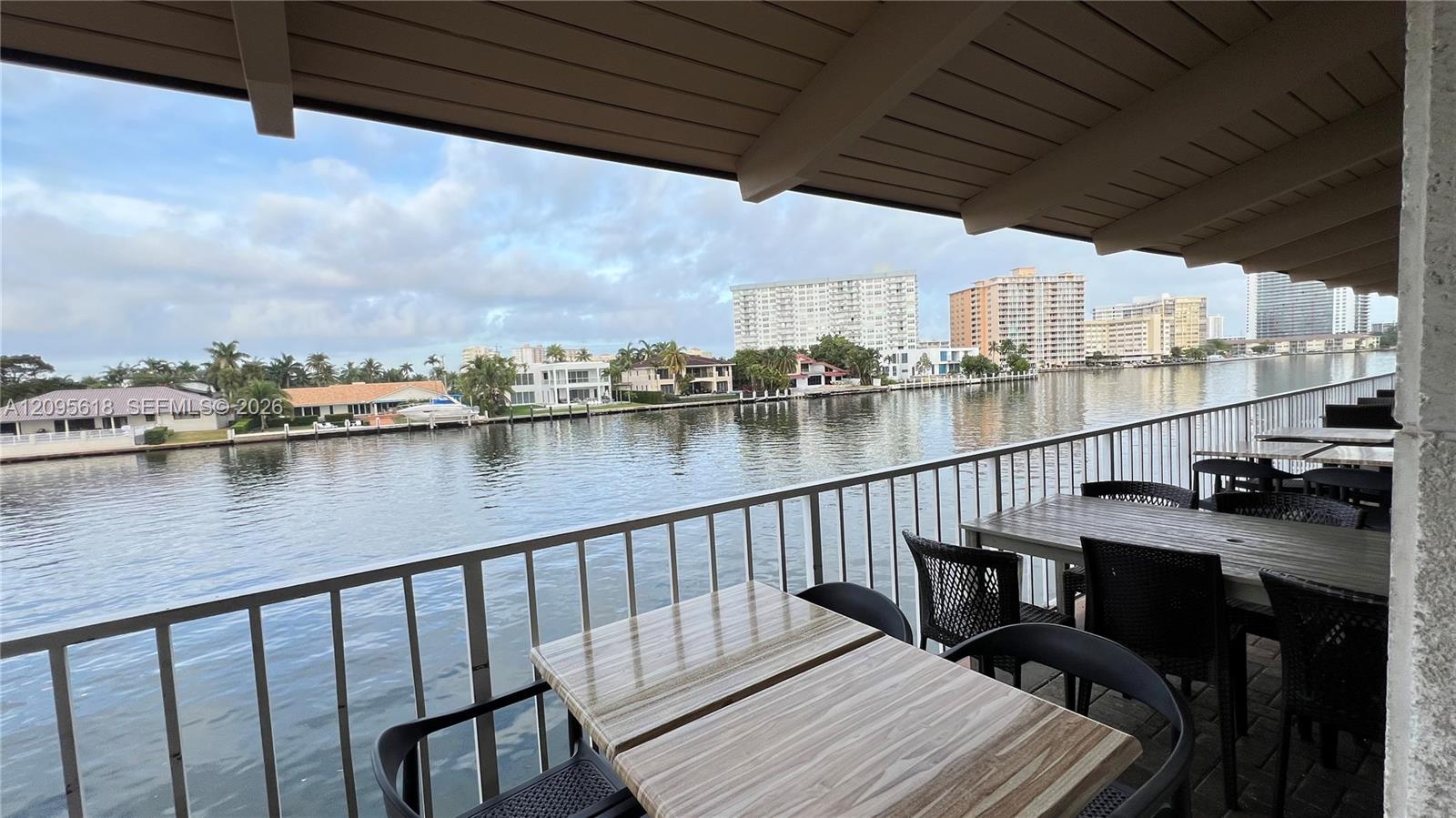 1985 S Ocean Drive gallery image #53