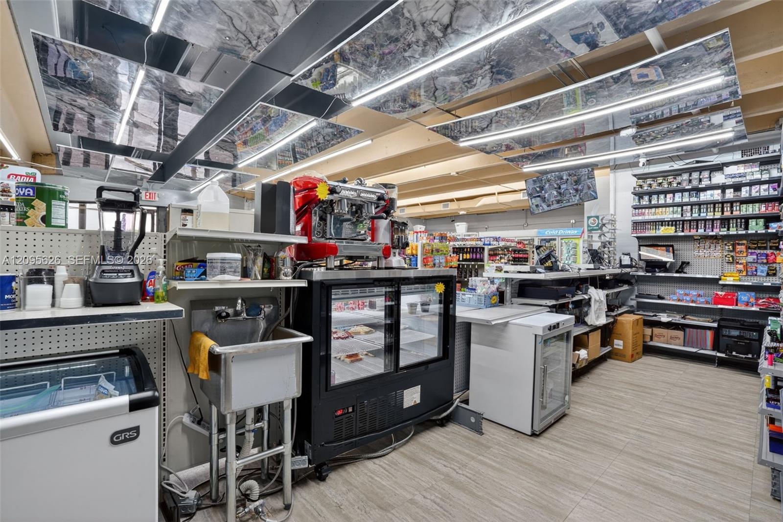 Turnkey Grocery, Turnkey Grocery, Convenience Store \u0026 Smoke Shop Fo