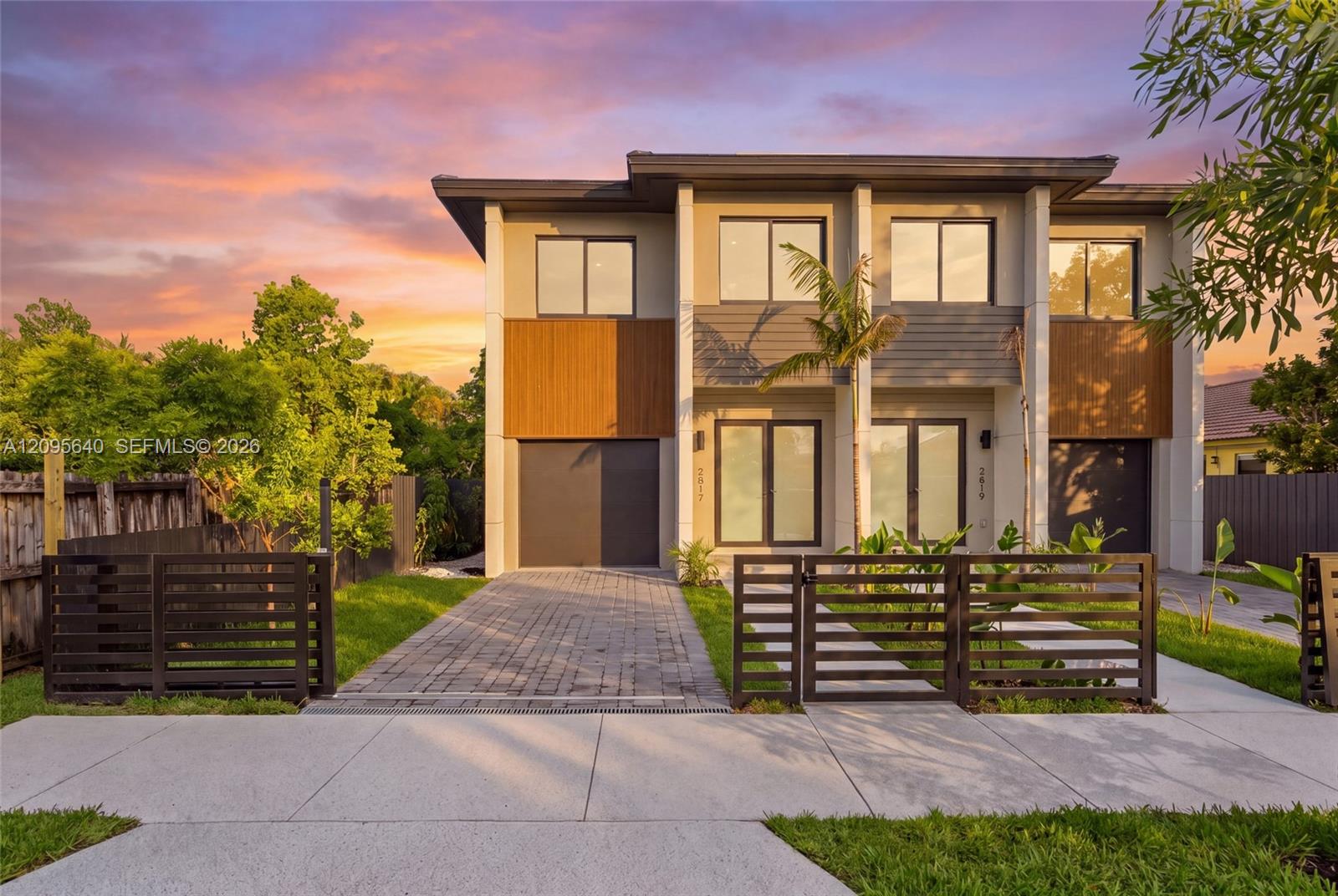 2619 SW 31st Place