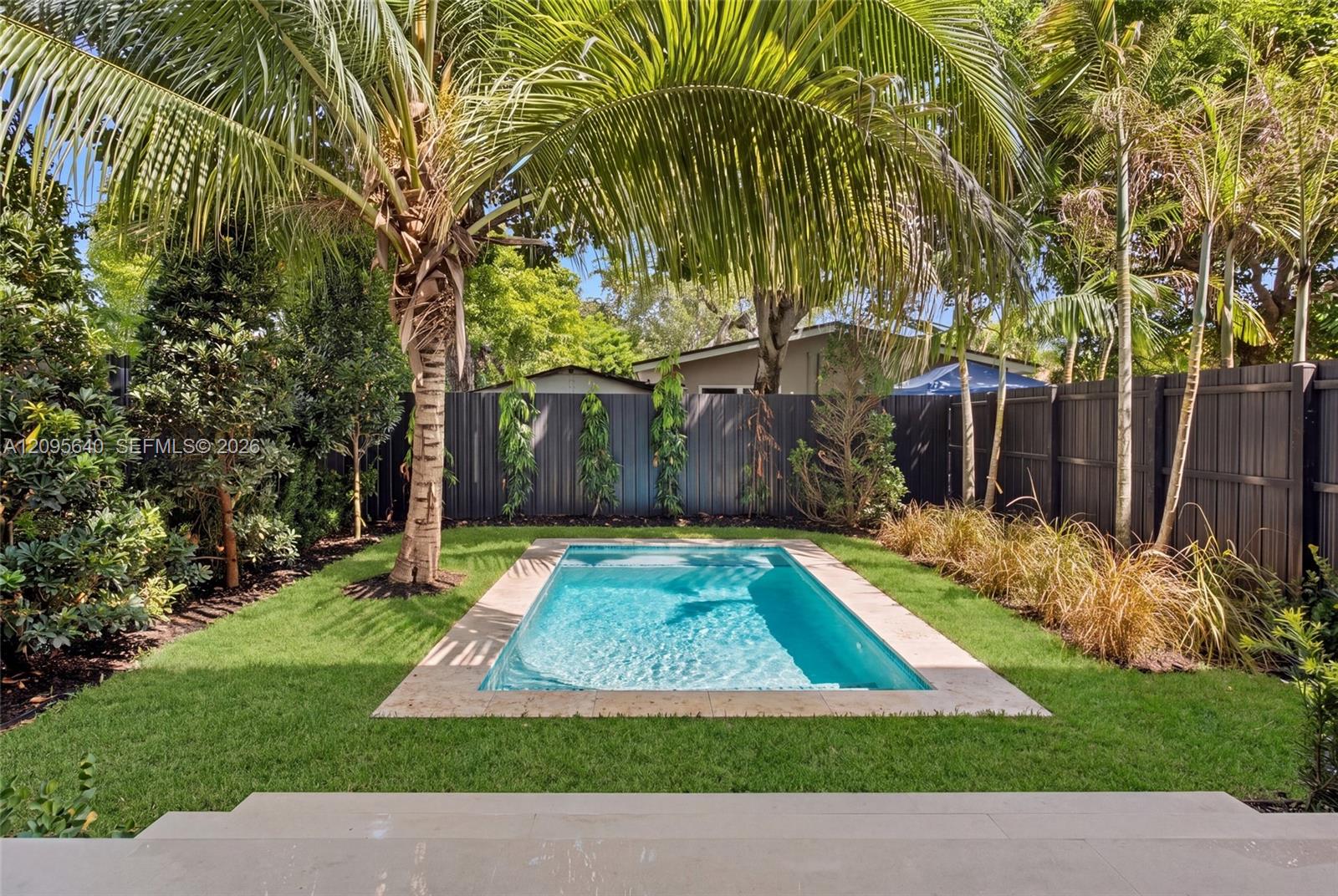 2619 SW 31st Place