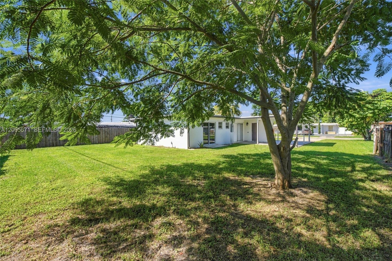 1944 Baythorne Road