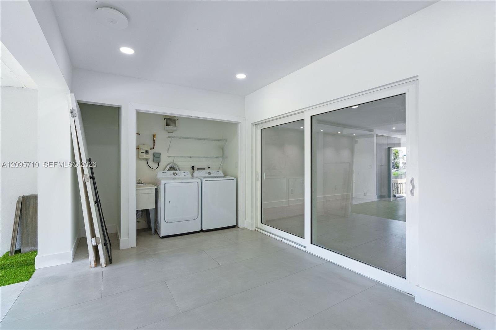 1369 W 69th Street