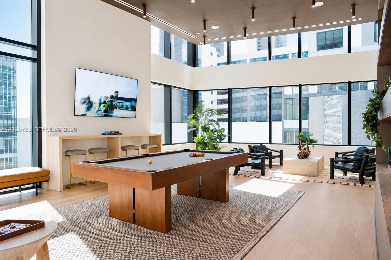 225 N Miami Avenue