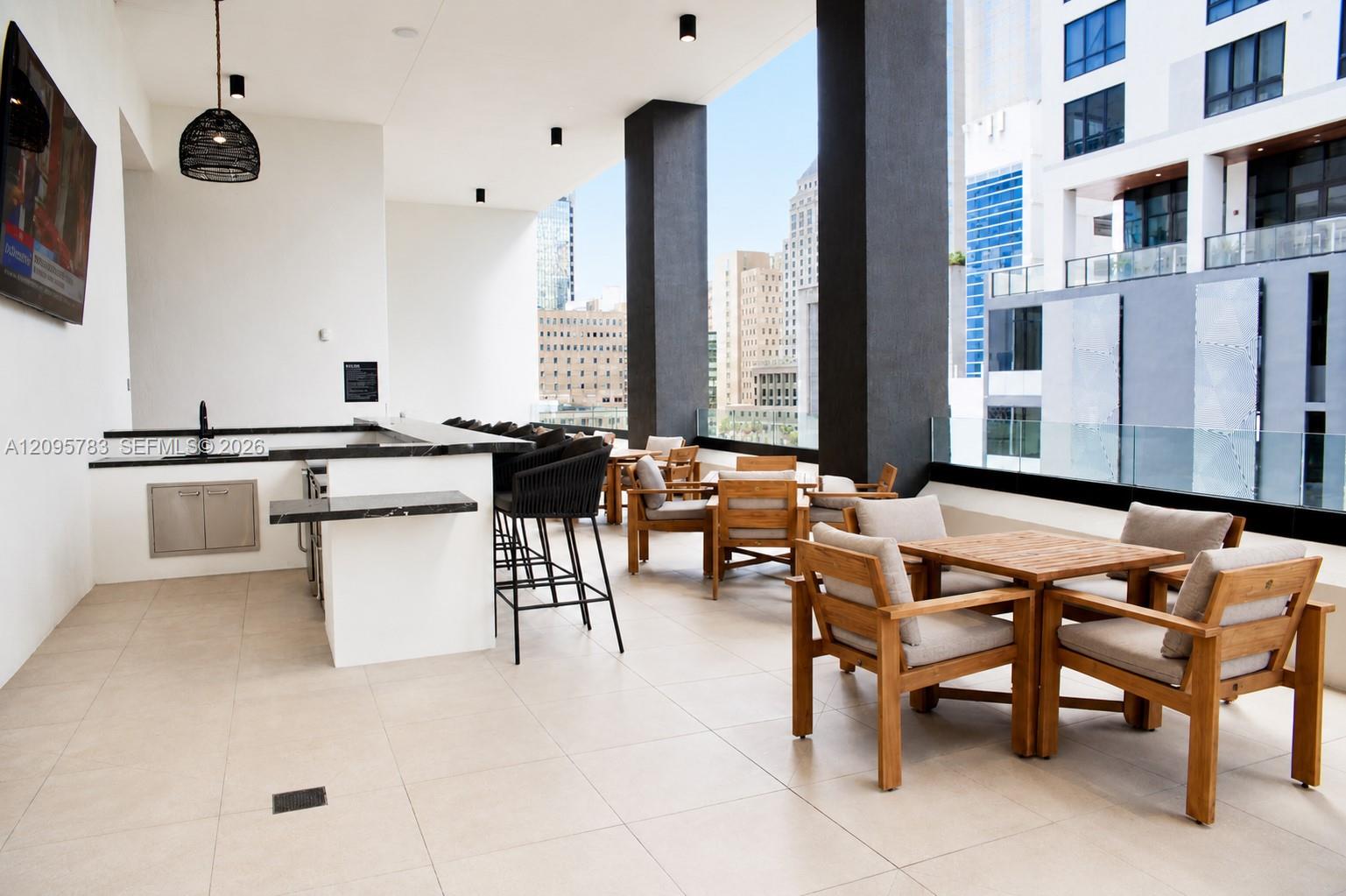 225 N Miami Avenue