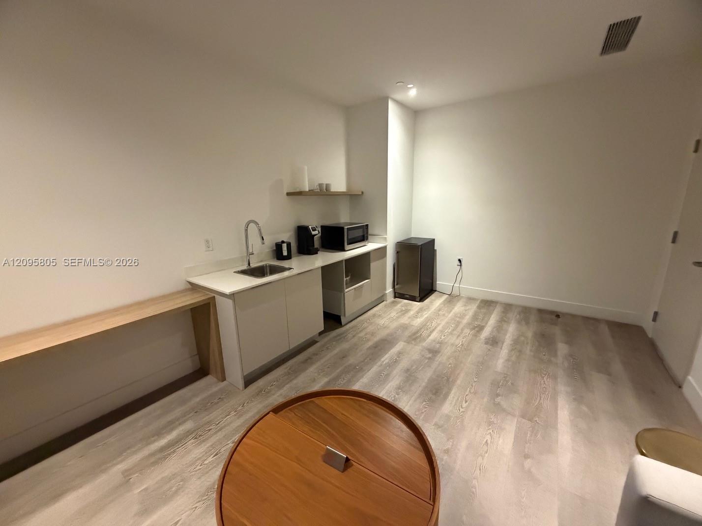 229 SW 9th Street