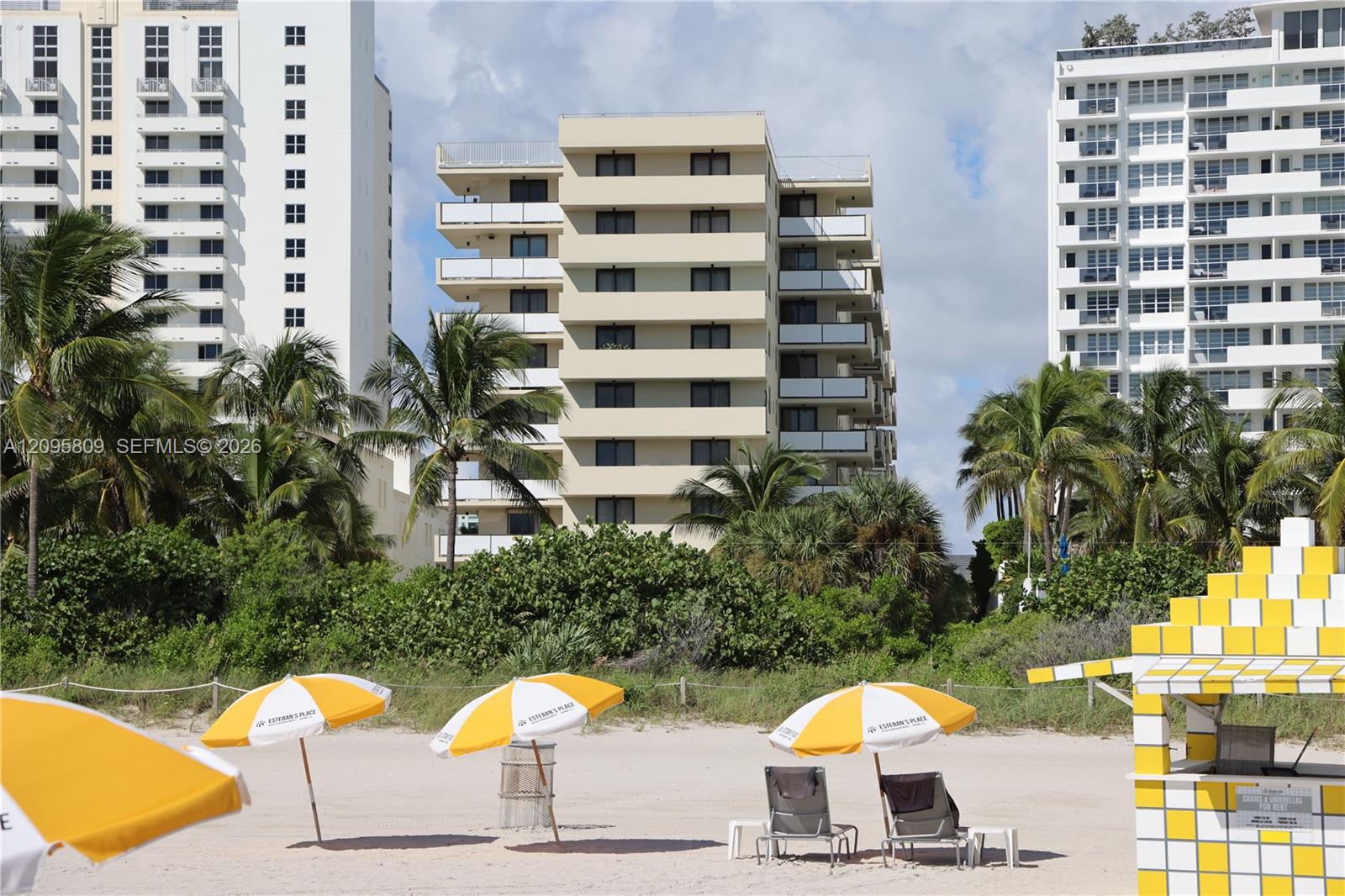 1623 Collins Avenue gallery image #25