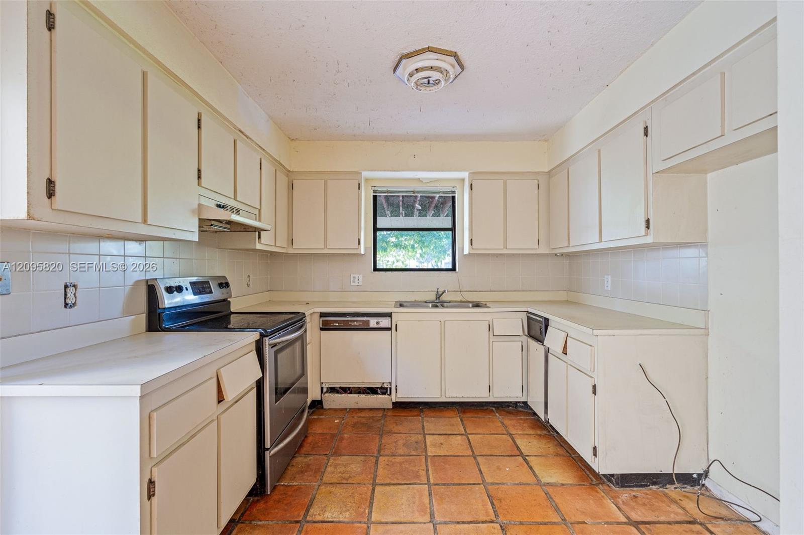 10618 SW 148th Ave Drive