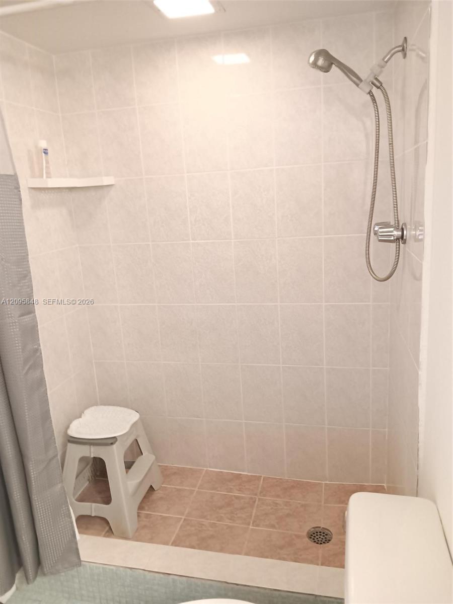 3545 NE 166th Street