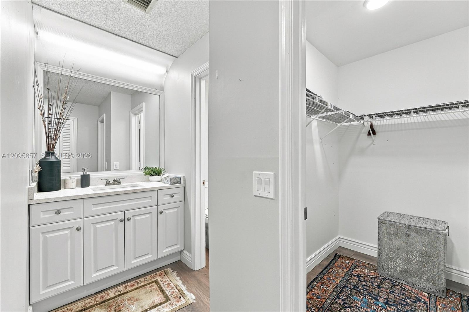 4865 Equestrian Road