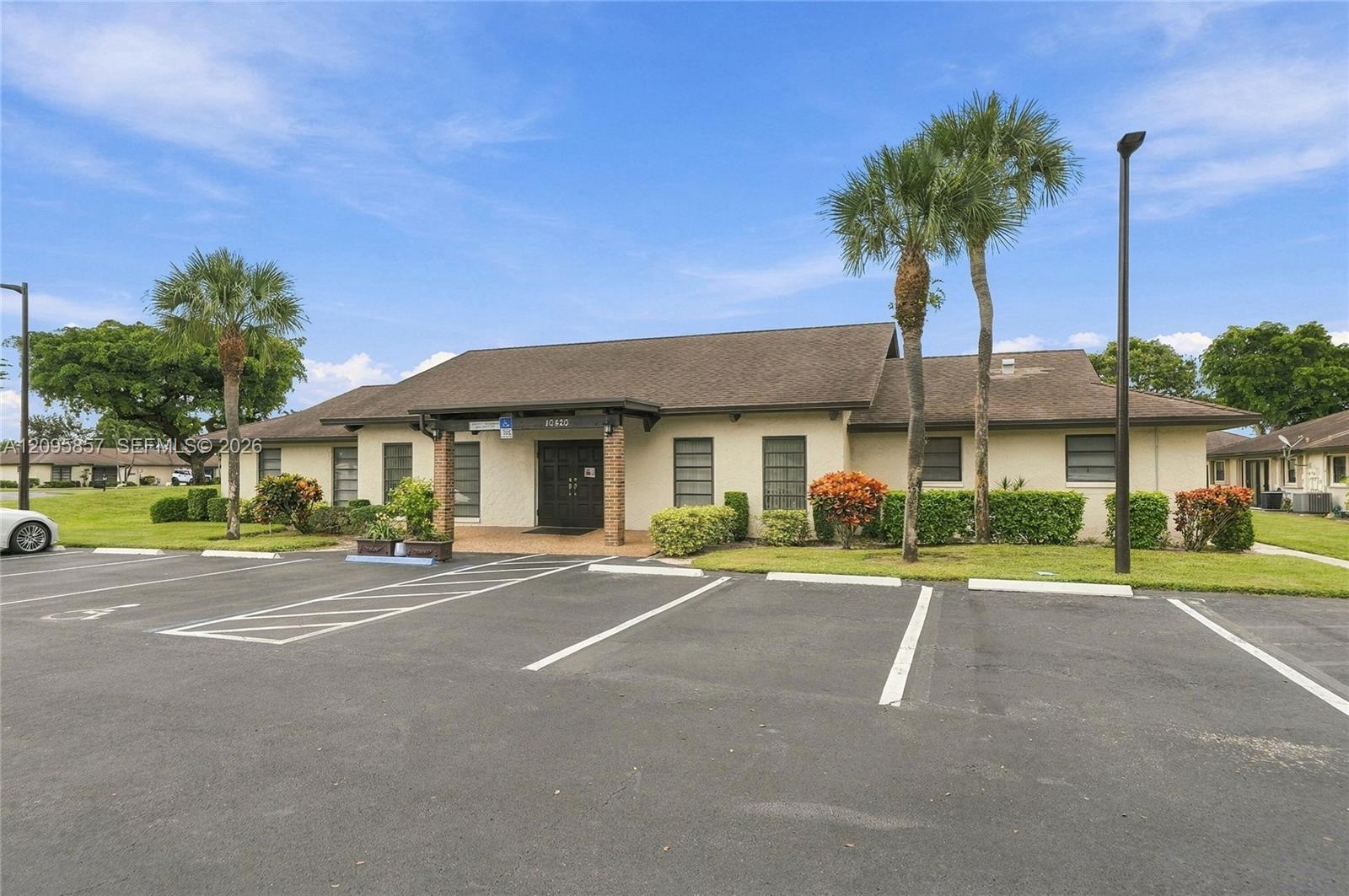 4865 Equestrian Road