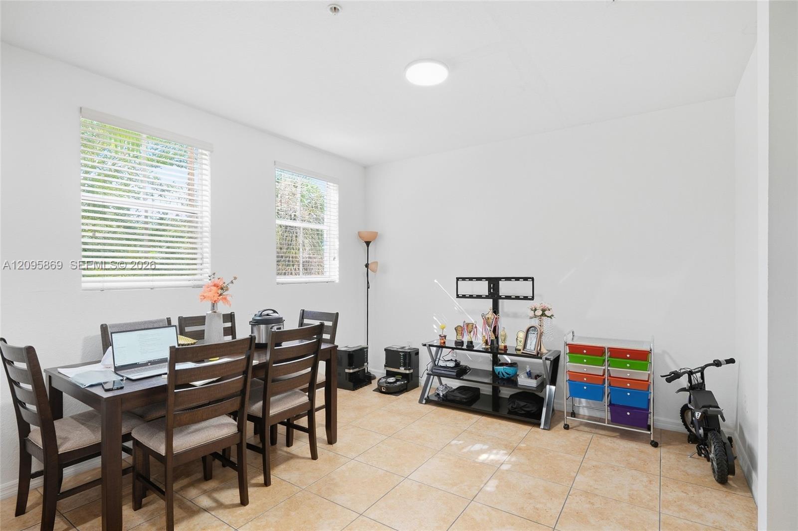 10870 NW 88th Terrace