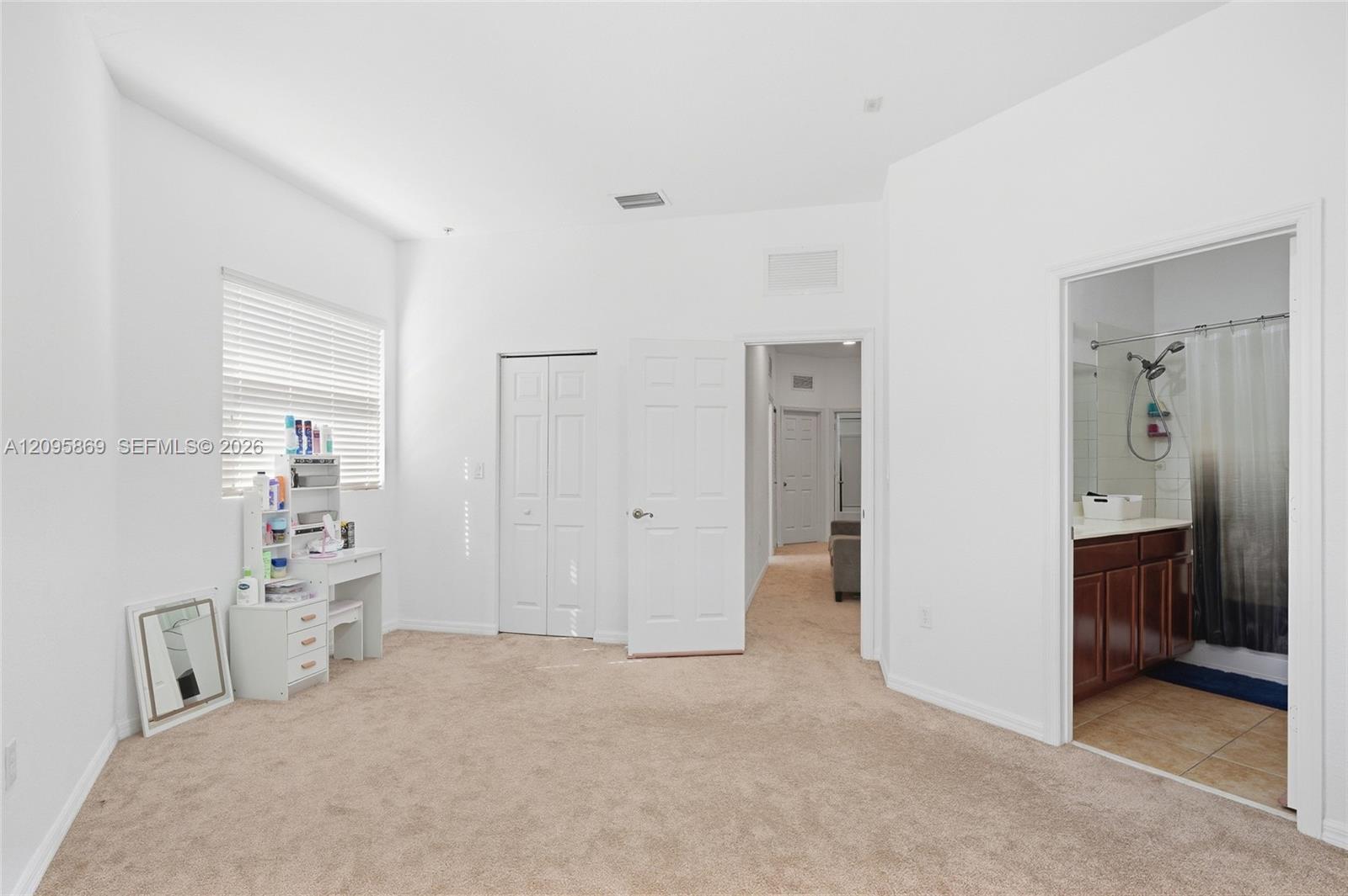 10870 NW 88th Terrace