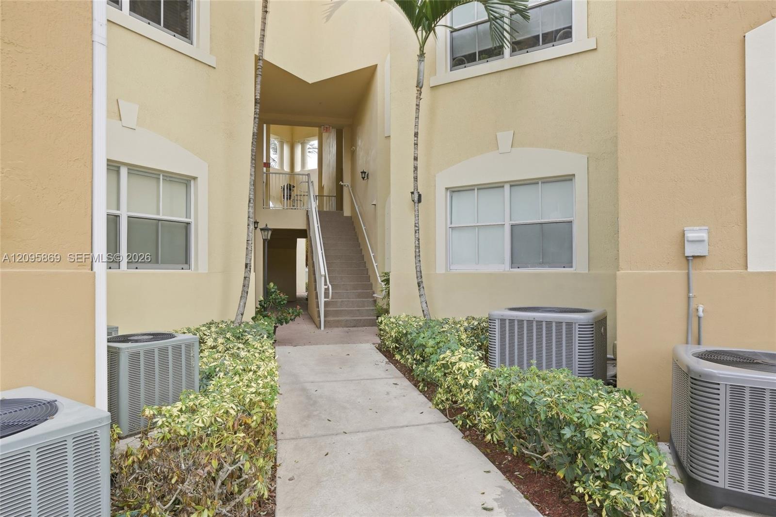 10870 NW 88th Terrace