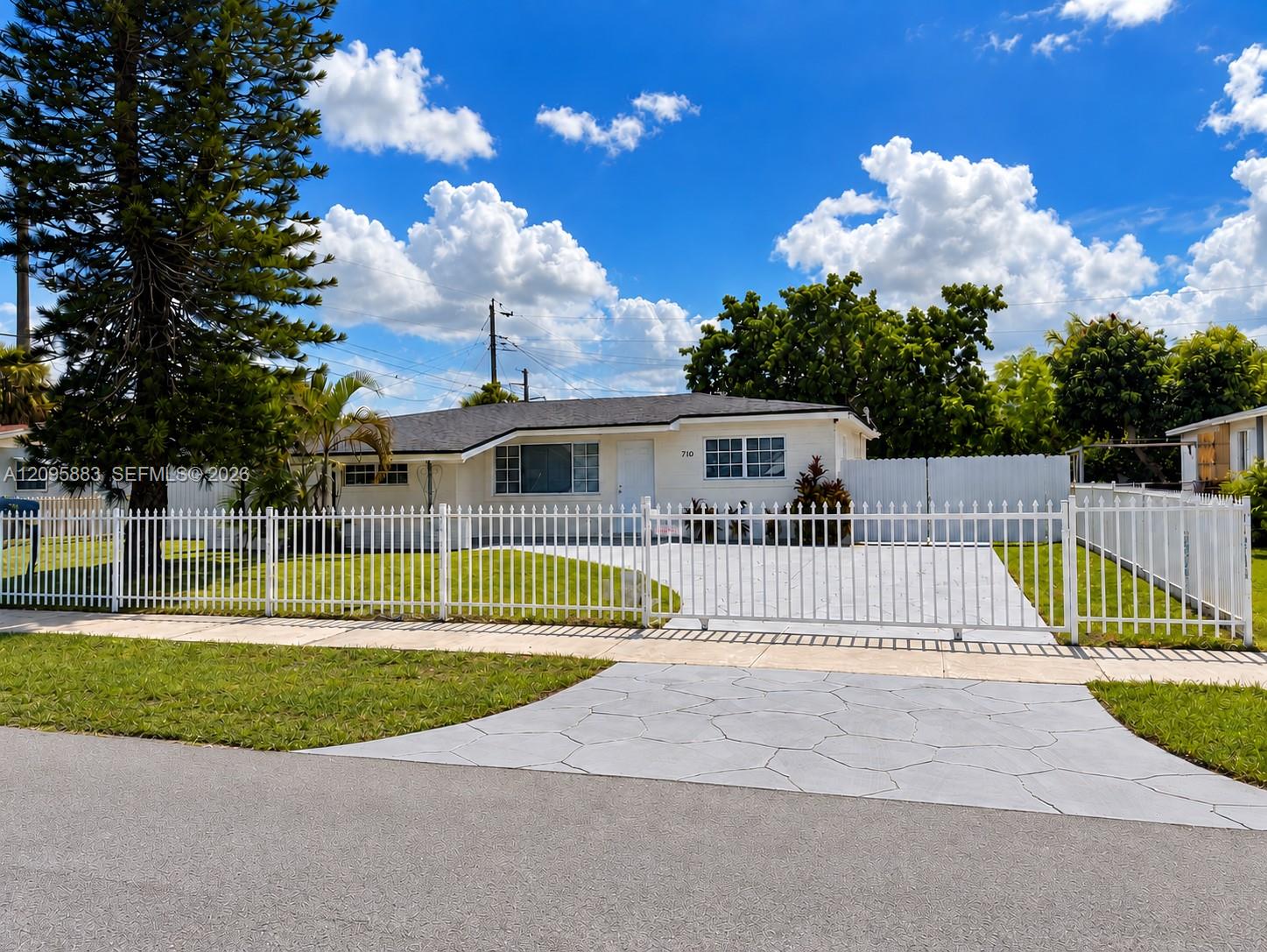 710 NW 176th Terrace