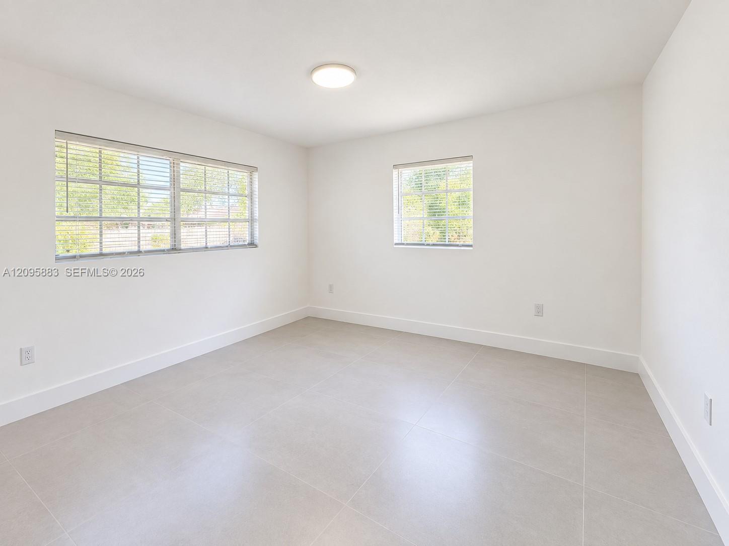 710 NW 176th Terrace