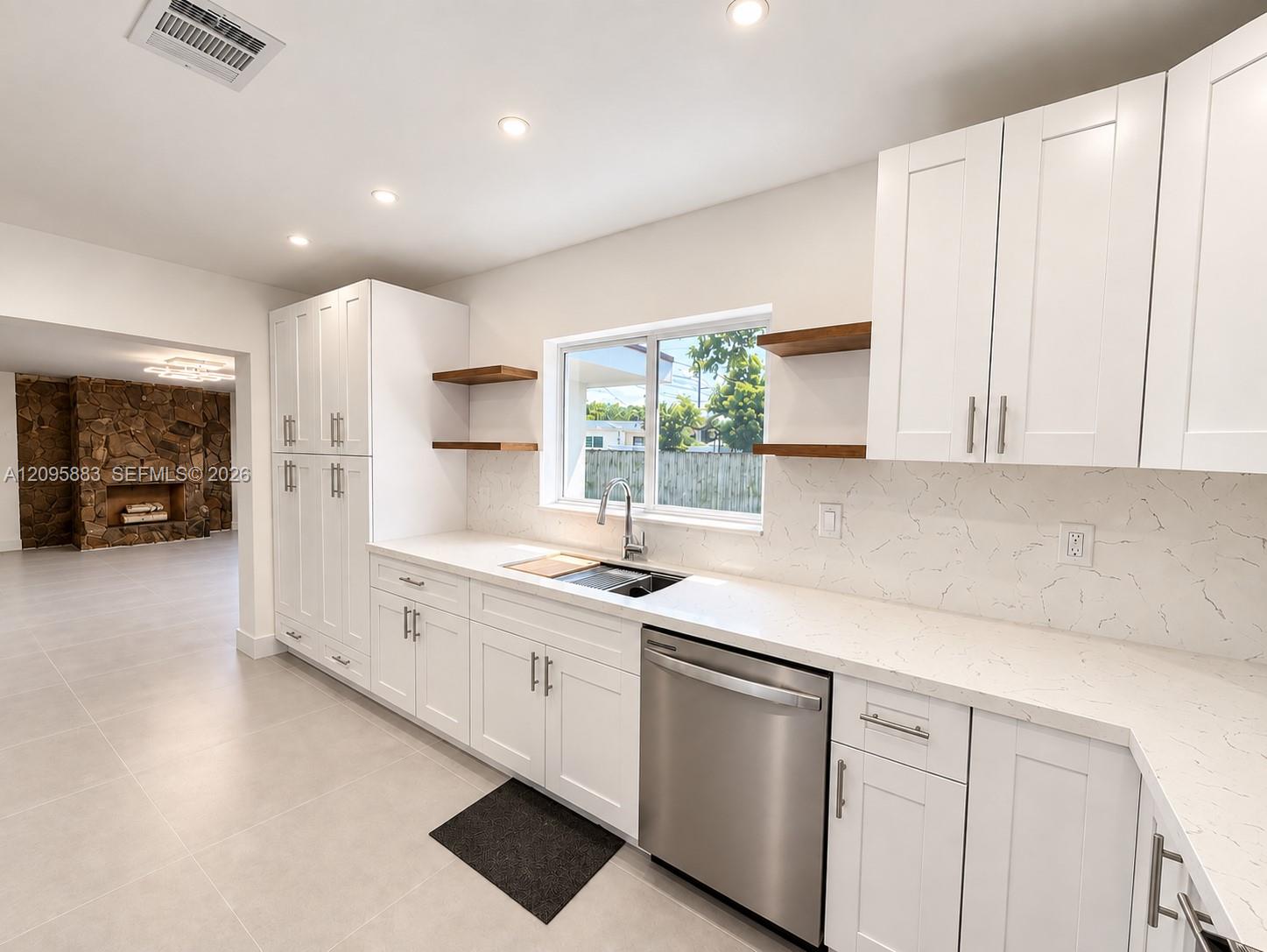 710 NW 176th Terrace