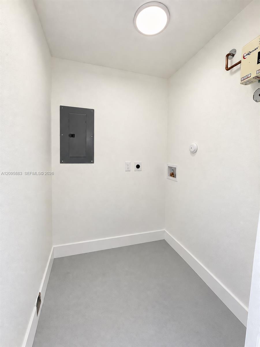 710 NW 176th Terrace