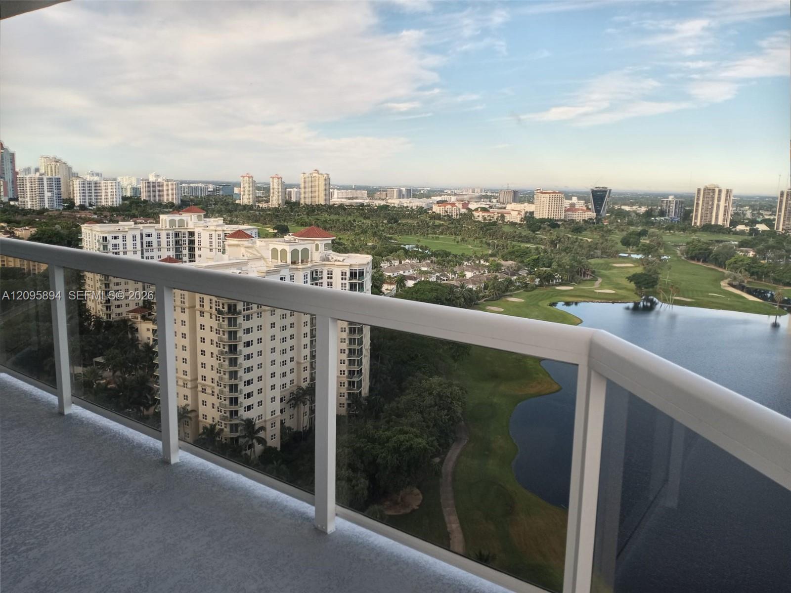 20185 E Country Club Drive gallery image #22