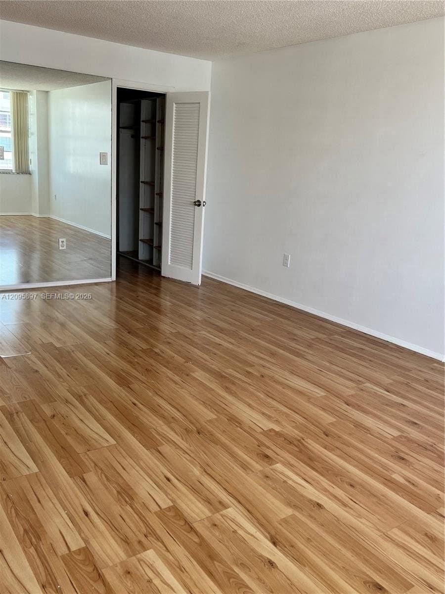 18031 Biscayne Boulevard