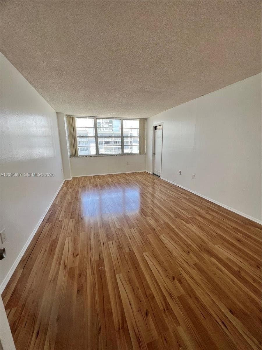 18031 Biscayne Boulevard