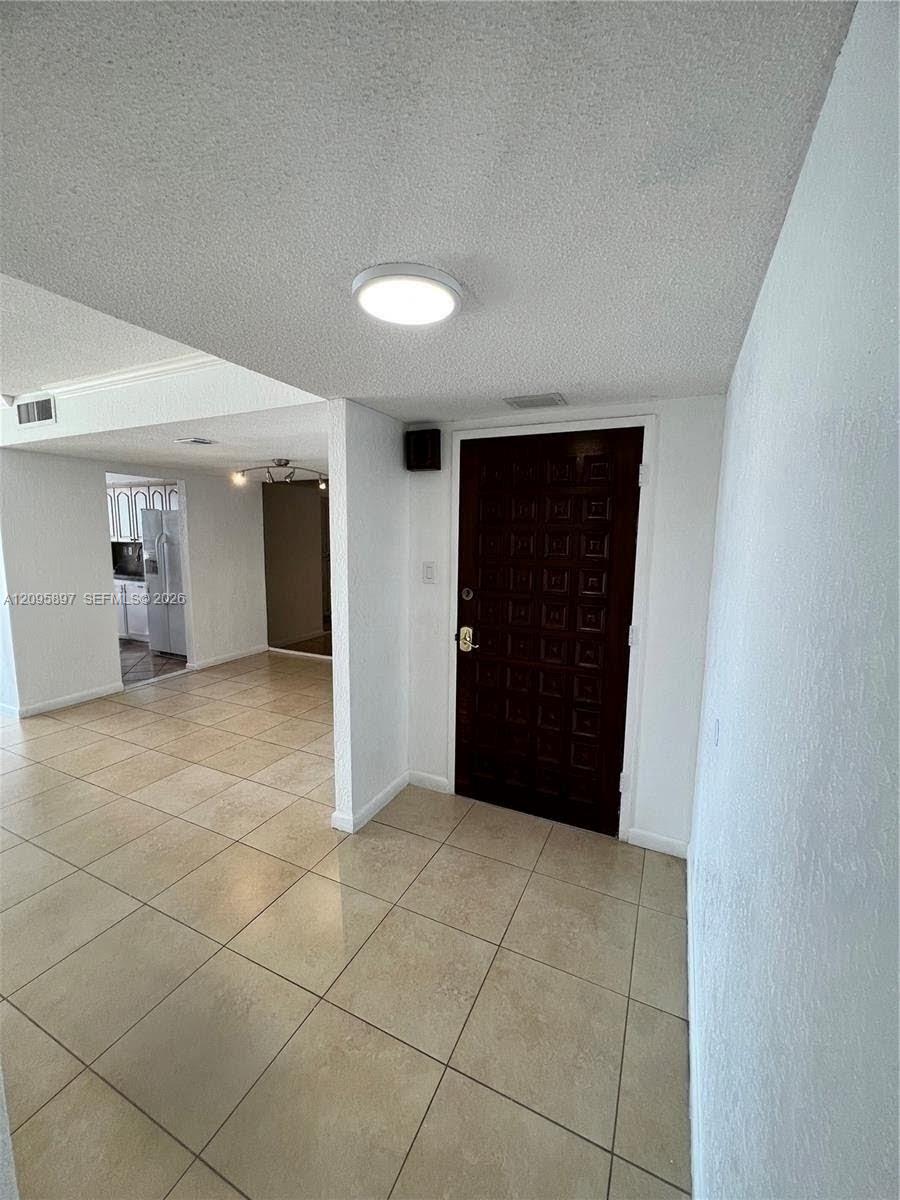 18031 Biscayne Boulevard
