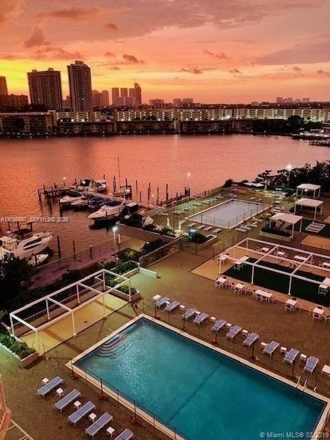 18031 Biscayne Boulevard