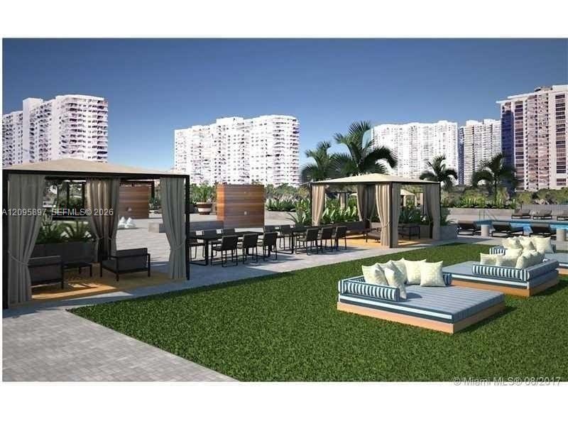18031 Biscayne Boulevard