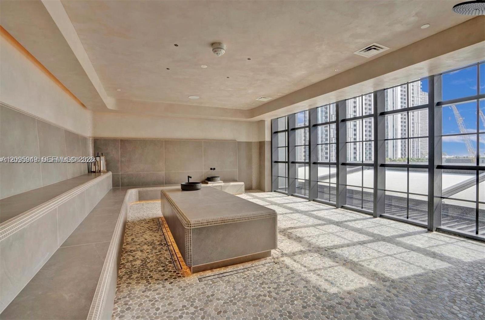 159 NE 6th Street gallery image #22
