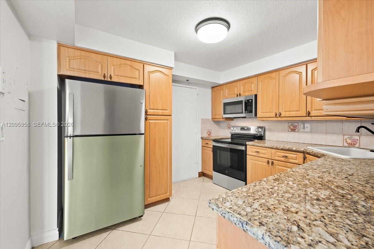 2780 NE 183rd Street