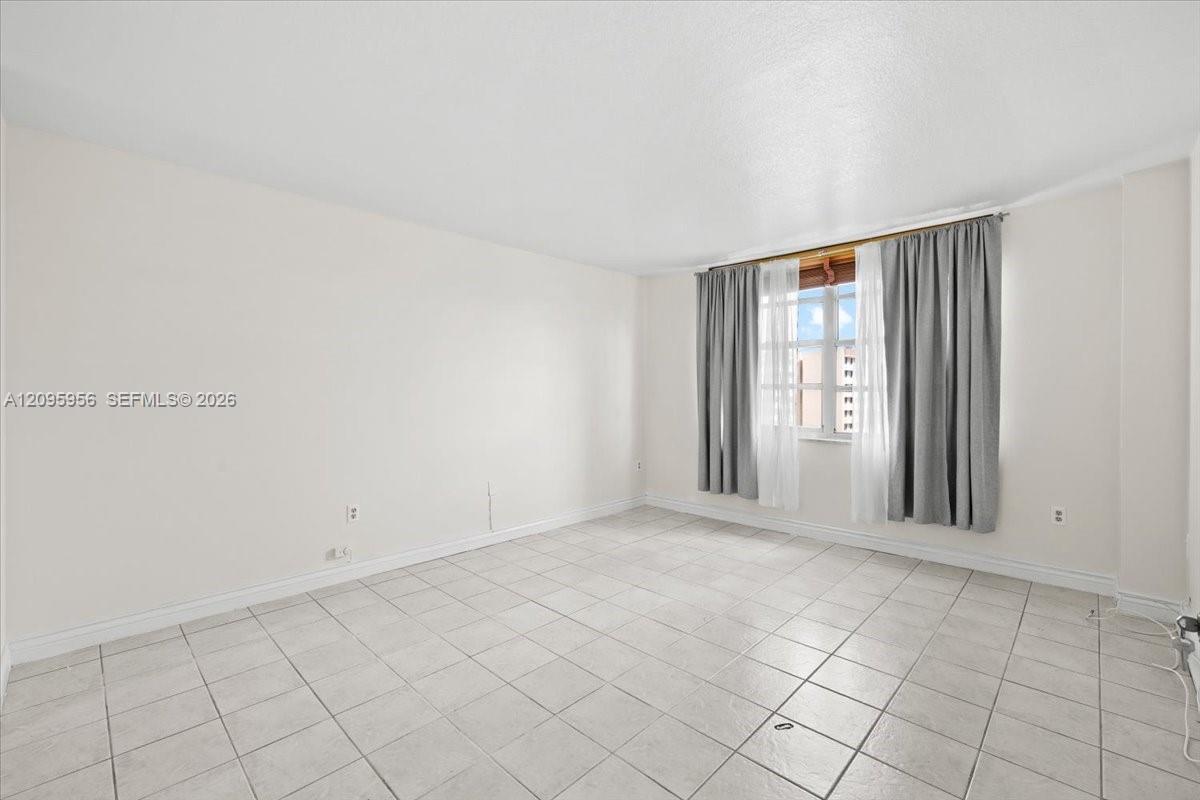 2780 NE 183rd Street