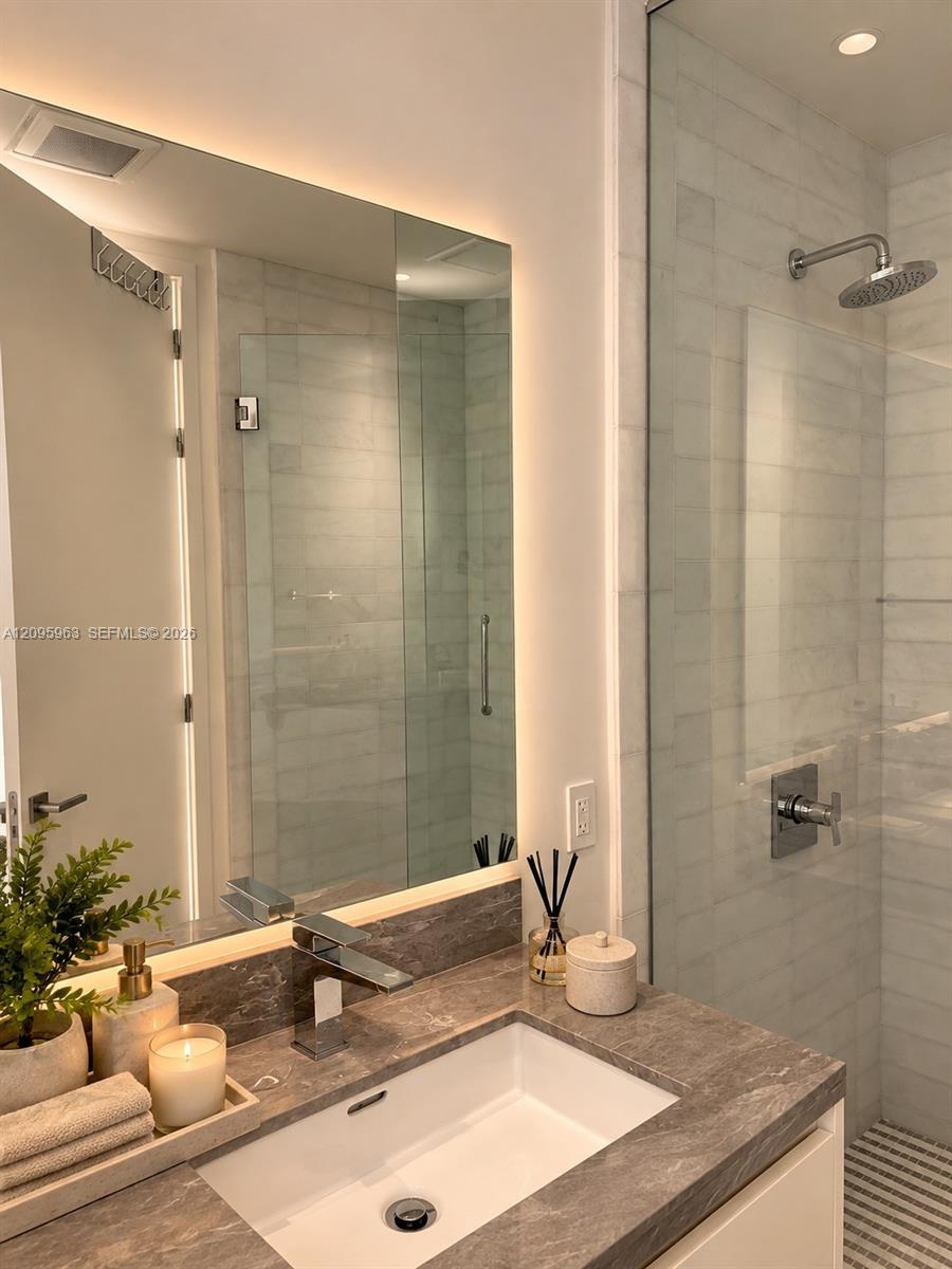 700 NE 26th Terrace