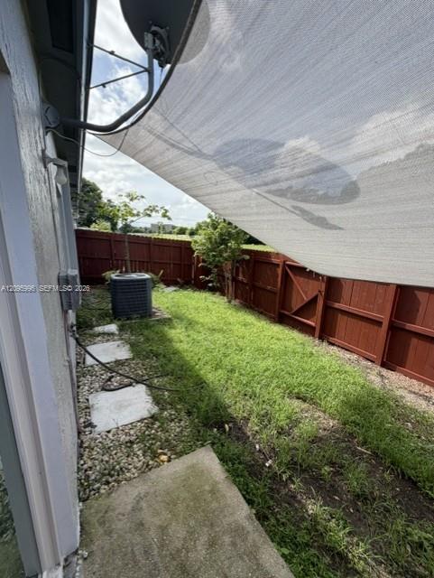 28402 SW 141st Place