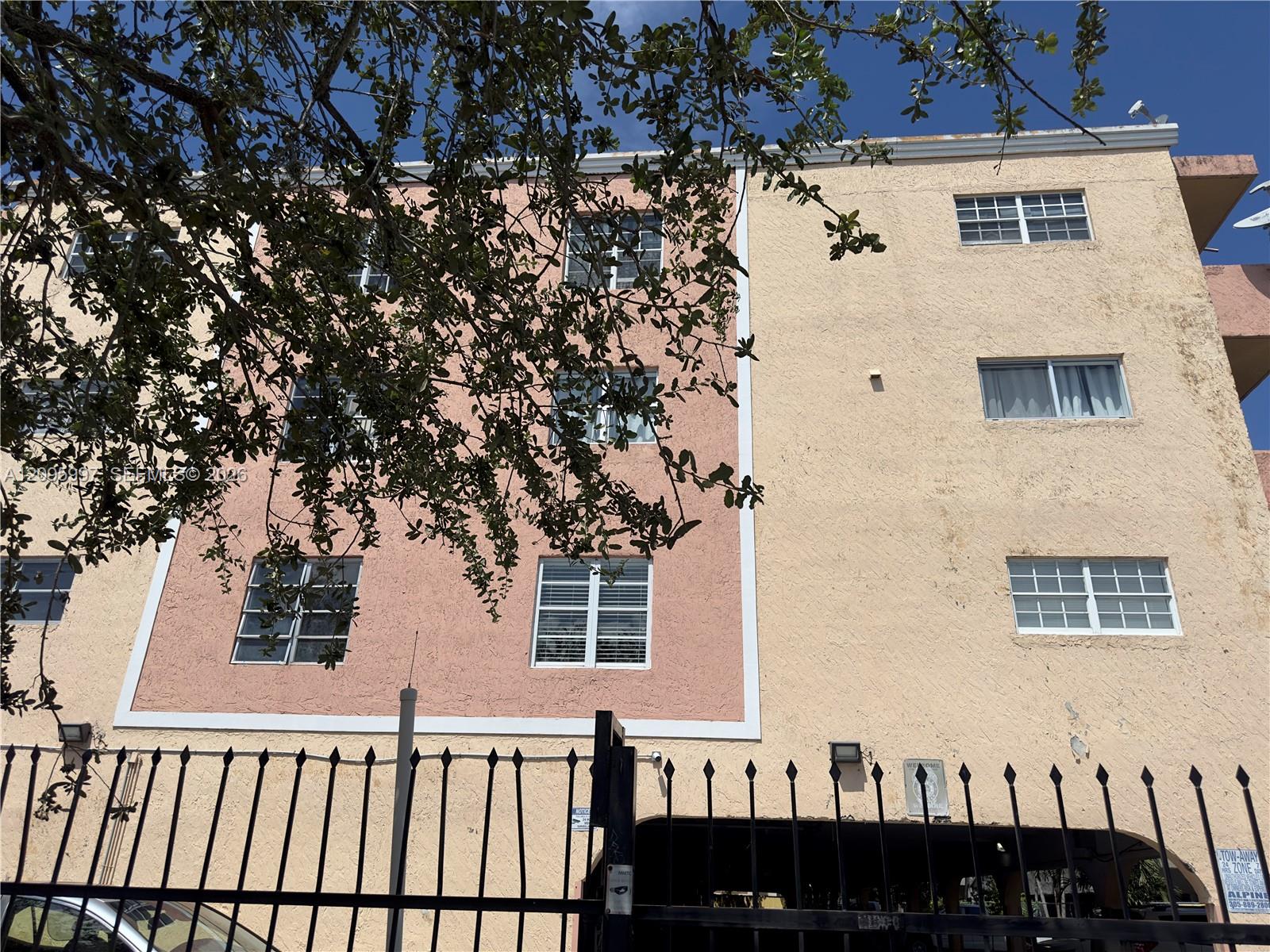 1055 W 77th Street