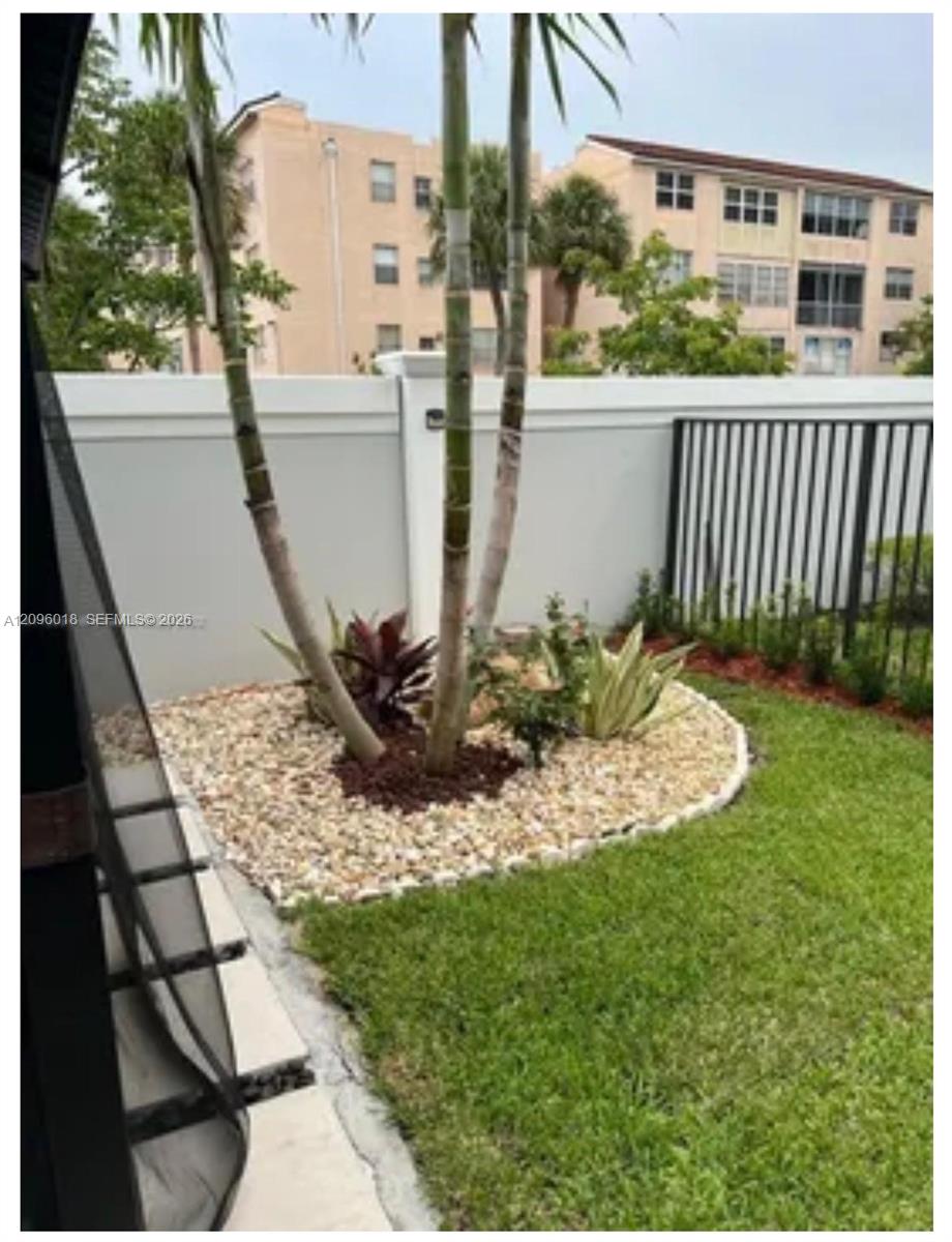 3158 Poinciana Street gallery image #18