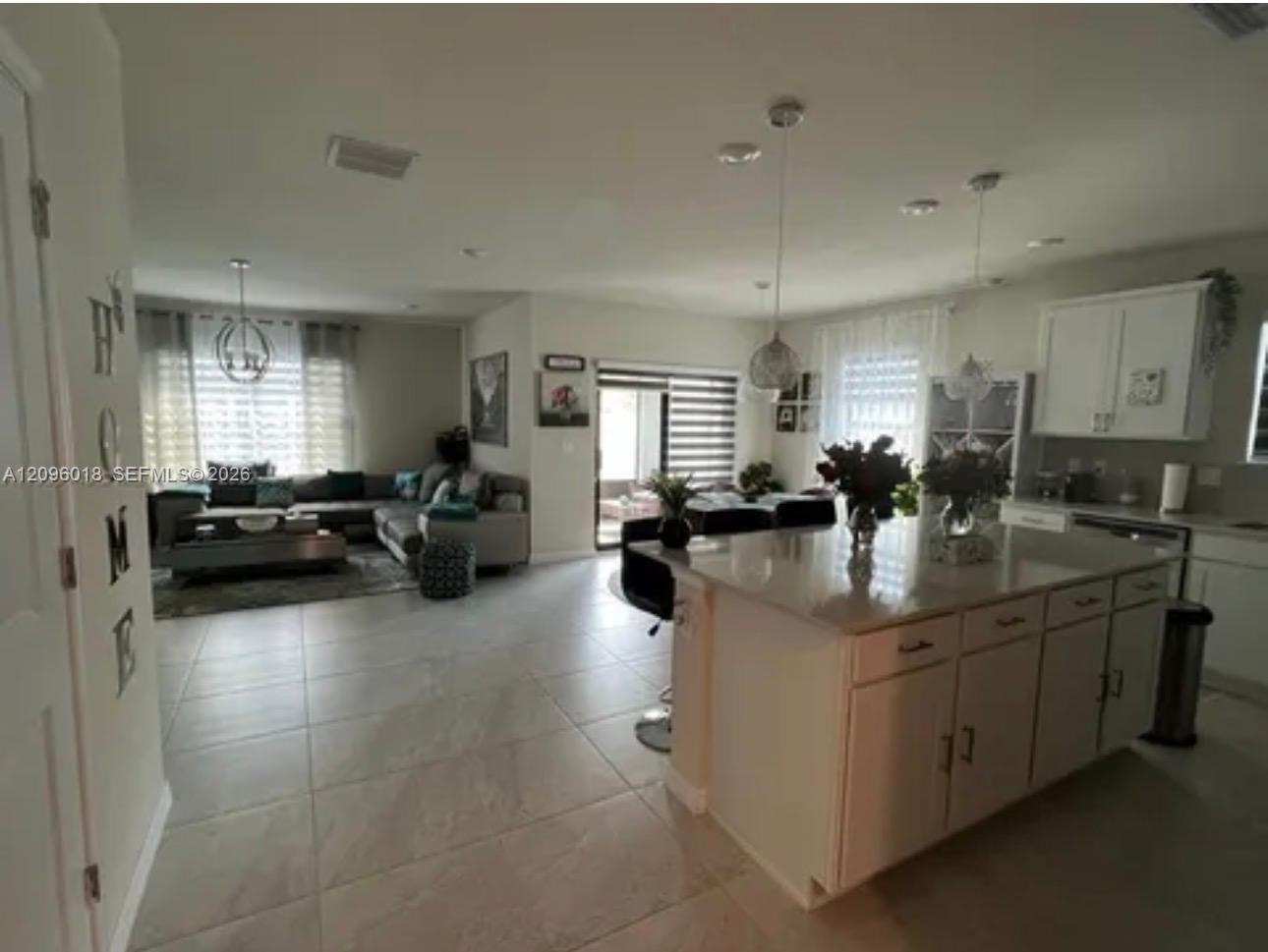 3158 Poinciana Street gallery image #3